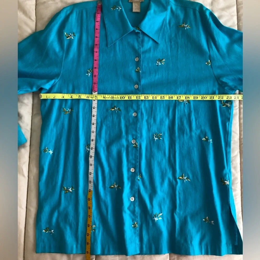 E Street Linen/Cotton Blend Button Front Embroidered Top Turquoise Size Large - Picture 8 of 10